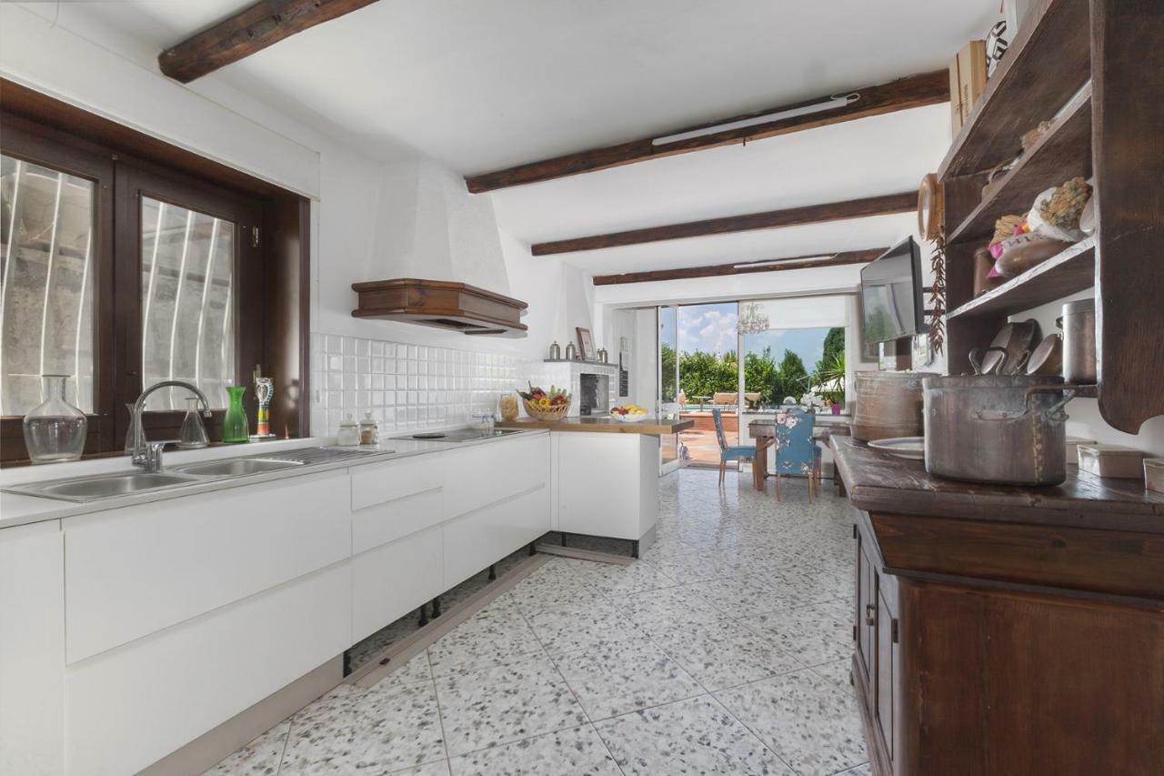 Amore Rentals - Villa Panorama Castellammare di Stabia Eksteriør billede